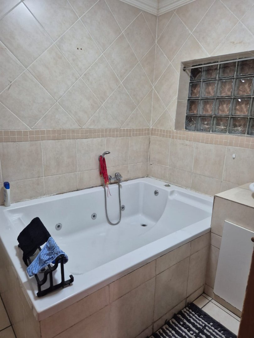  Bedroom Property for Sale in Elandsrand North West